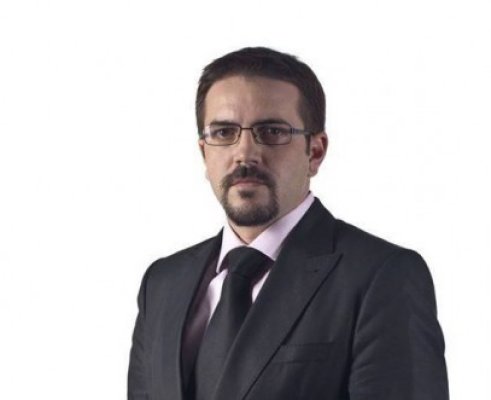 Mărul discordiei în PSD: Diaconu vrea să dea jos steagurile arborate de UDMR